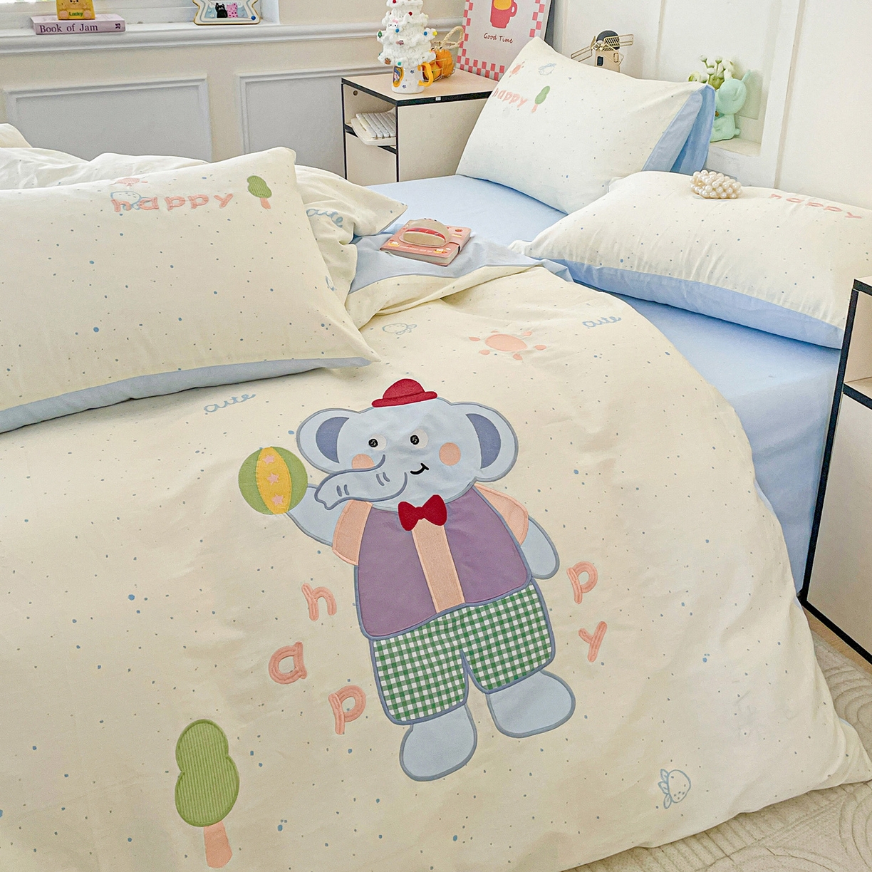 91家纺网 家纺一手货源 找家纺 娜娜 2025新款13376全棉贴布绣四件套 小飞象