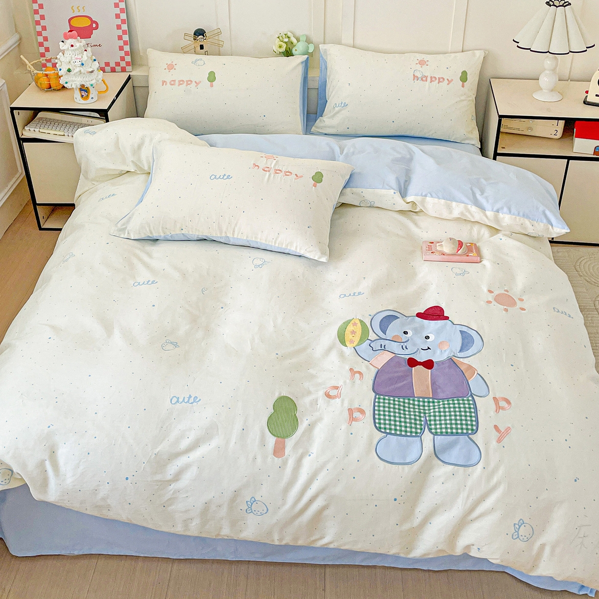 91家纺网 家纺一手货源 找家纺 娜娜 2025新款13376全棉贴布绣四件套 小飞象