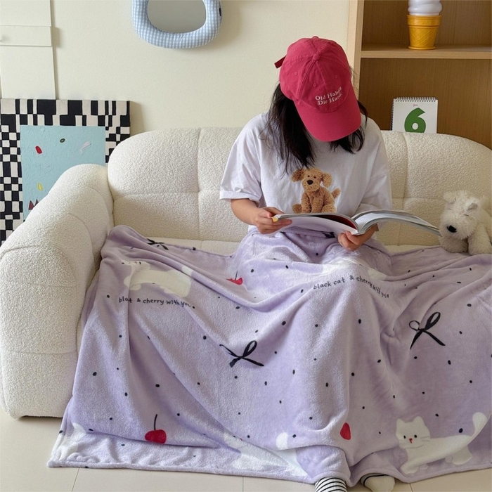 91家纺网 家纺一手货源 找家纺 顾里家纺 2025新款ins少女奶油系双面牛奶绒毯-第二组 小紫猫