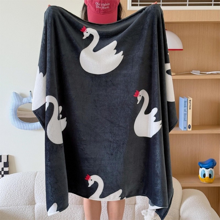 91家纺网 家纺一手货源 找家纺 顾里家纺 2025新款ins少女奶油系双面牛奶绒毯-第二组 黑天鹅