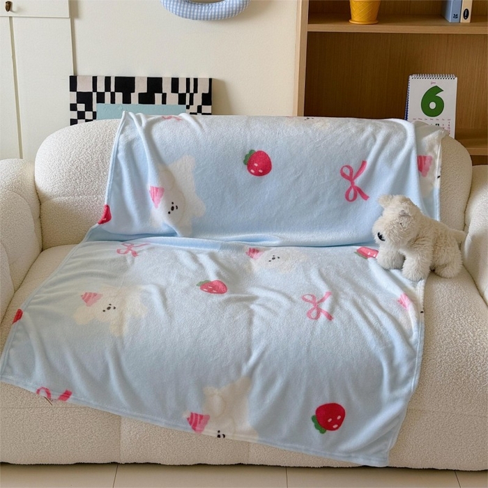 91家纺网 家纺一手货源 找家纺 顾里家纺 2025新款ins少女奶油系双面牛奶绒毯-第二组 草莓小狗