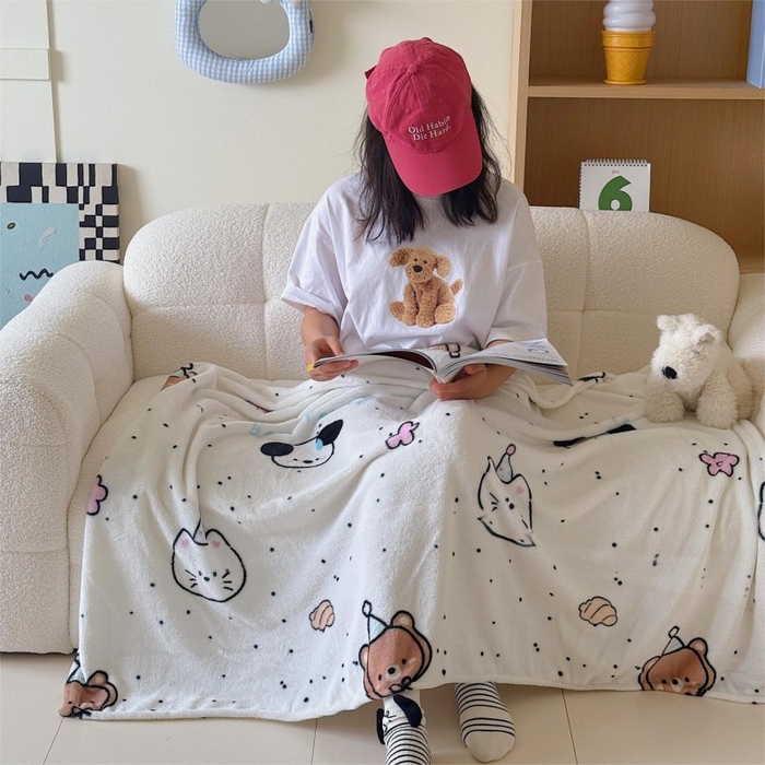 91家纺网 家纺一手货源 找家纺 顾里家纺 2025新款ins少女奶油系双面牛奶绒毯-第二组 开心好友