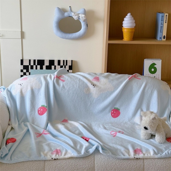 91家纺网 家纺一手货源 找家纺 顾里家纺 2025新款ins少女奶油系双面牛奶绒毯-第二组 草莓小狗