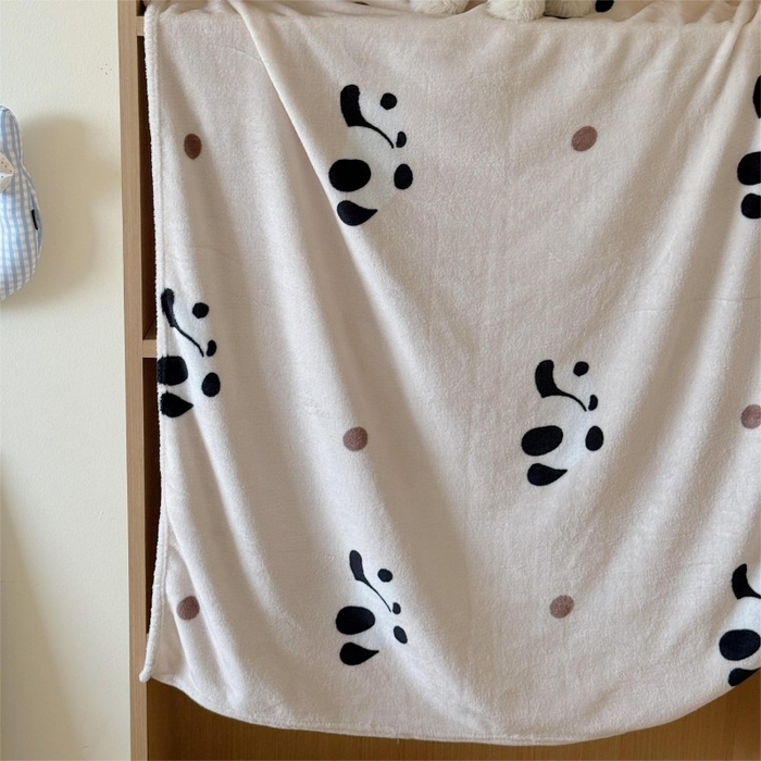 91家纺网 家纺一手货源 找家纺 顾里家纺 2025新款ins少女奶油系双面牛奶绒毯-第二组 波点熊猫