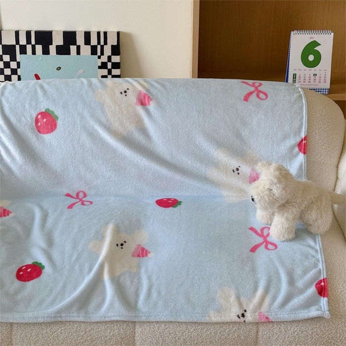 91家纺网 家纺一手货源 找家纺 顾里家纺 2025新款ins少女奶油系双面牛奶绒毯-第二组 草莓小狗