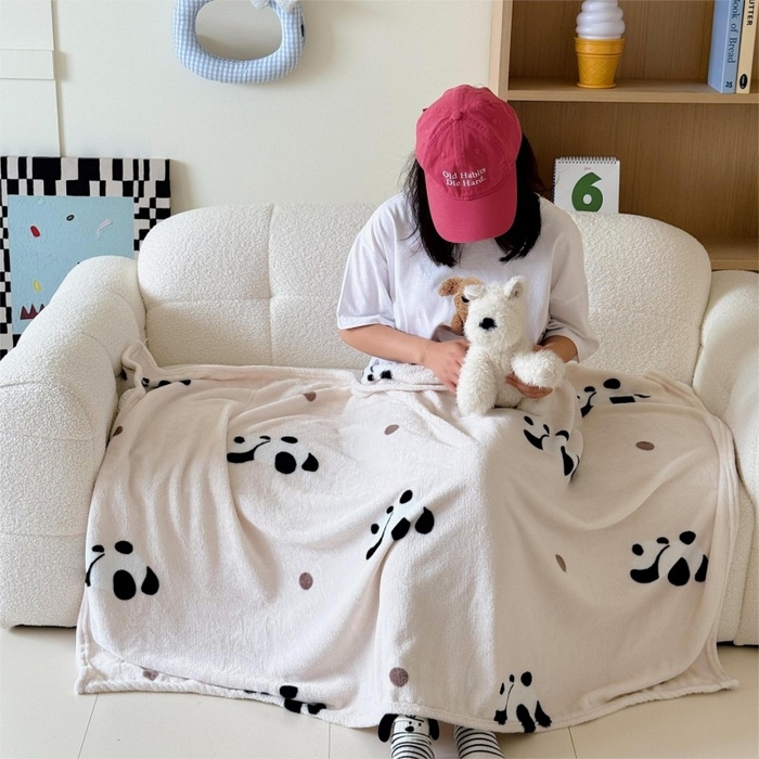 91家纺网 家纺一手货源 找家纺 顾里家纺 2025新款ins少女奶油系双面牛奶绒毯-第二组 波点熊猫