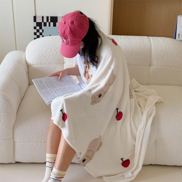 91家纺网 家纺一手货源 找家纺 顾里家纺 2025新款ins少女奶油系双面牛奶绒毯-第二组 趴趴熊