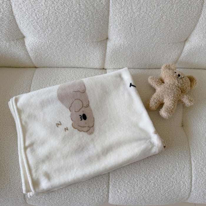 91家纺网 家纺一手货源 找家纺 顾里家纺 2025新款ins少女奶油系双面牛奶绒毯-第二组 趴趴熊