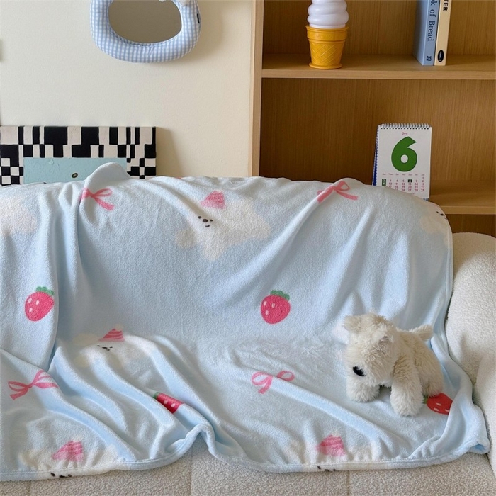 91家纺网 家纺一手货源 找家纺 顾里家纺 2025新款ins少女奶油系双面牛奶绒毯-第二组 草莓小狗
