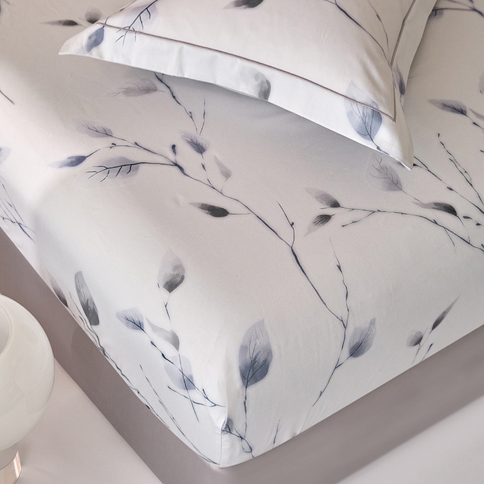 91家纺网 家纺一手货源 找家纺 禾时 2025新款A类100S长绒棉全棉数码印花单枕套 清风荷影