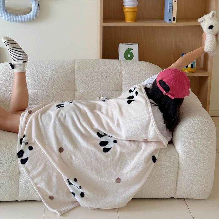 91家纺网 家纺一手货源 找家纺 顾里家纺 2025新款ins少女奶油系双面牛奶绒毯-第二组 波点熊猫