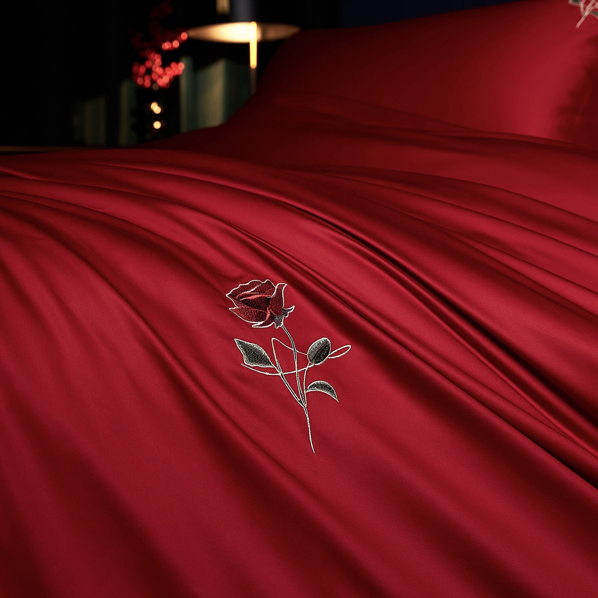 91家纺网 家纺一手货源 找家纺 （总）缔缦 2025新款Wedding高端婚庆60支长绒棉四件套-罗曼玫瑰