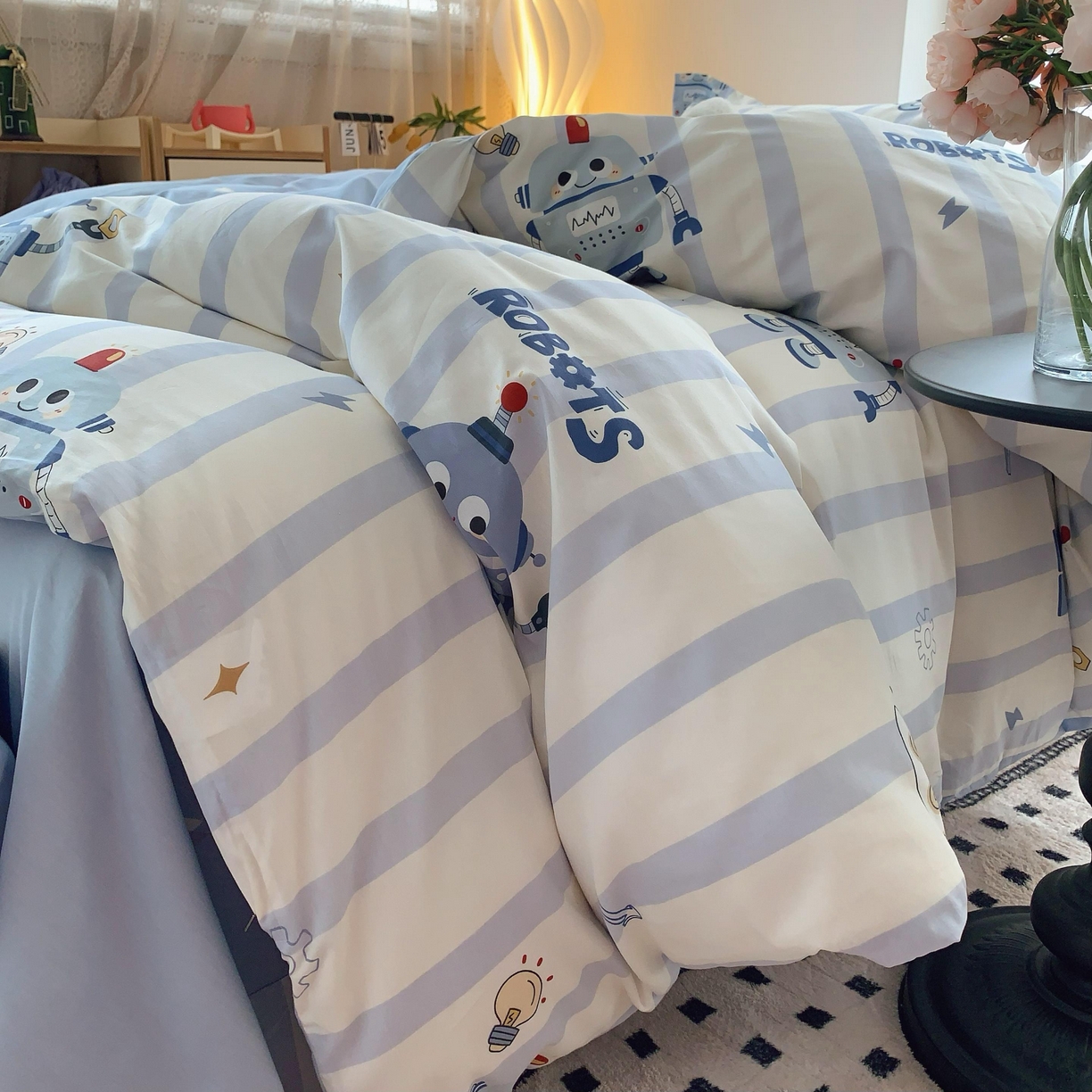 91家纺网 家纺一手货源 找家纺 莱豫家纺 2025春夏新款亲肤舒适小清新印花全棉纯棉四件套-第二批 机器人