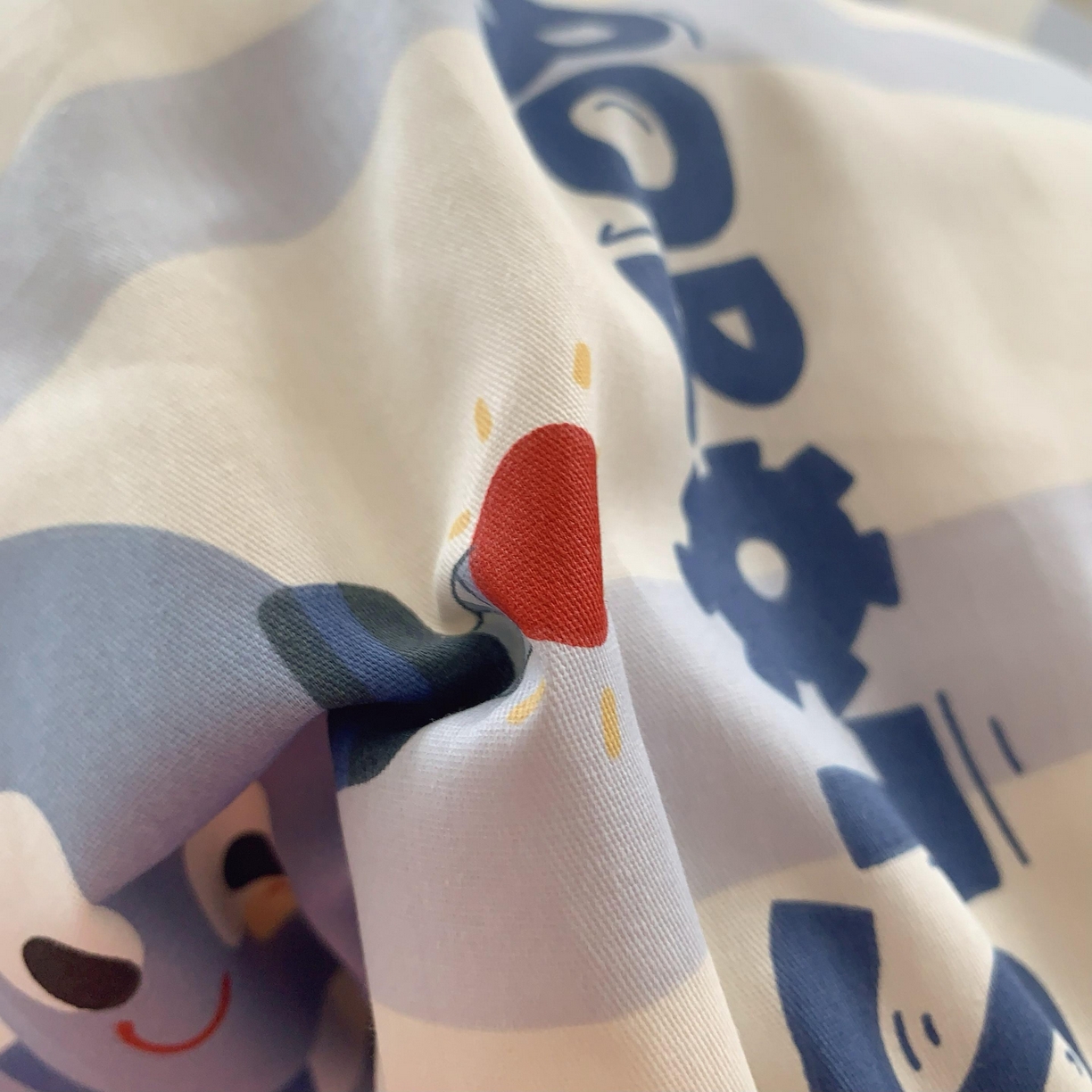 91家纺网 家纺一手货源 找家纺 莱豫家纺 2025春夏新款亲肤舒适小清新印花全棉纯棉四件套-第二批 机器人