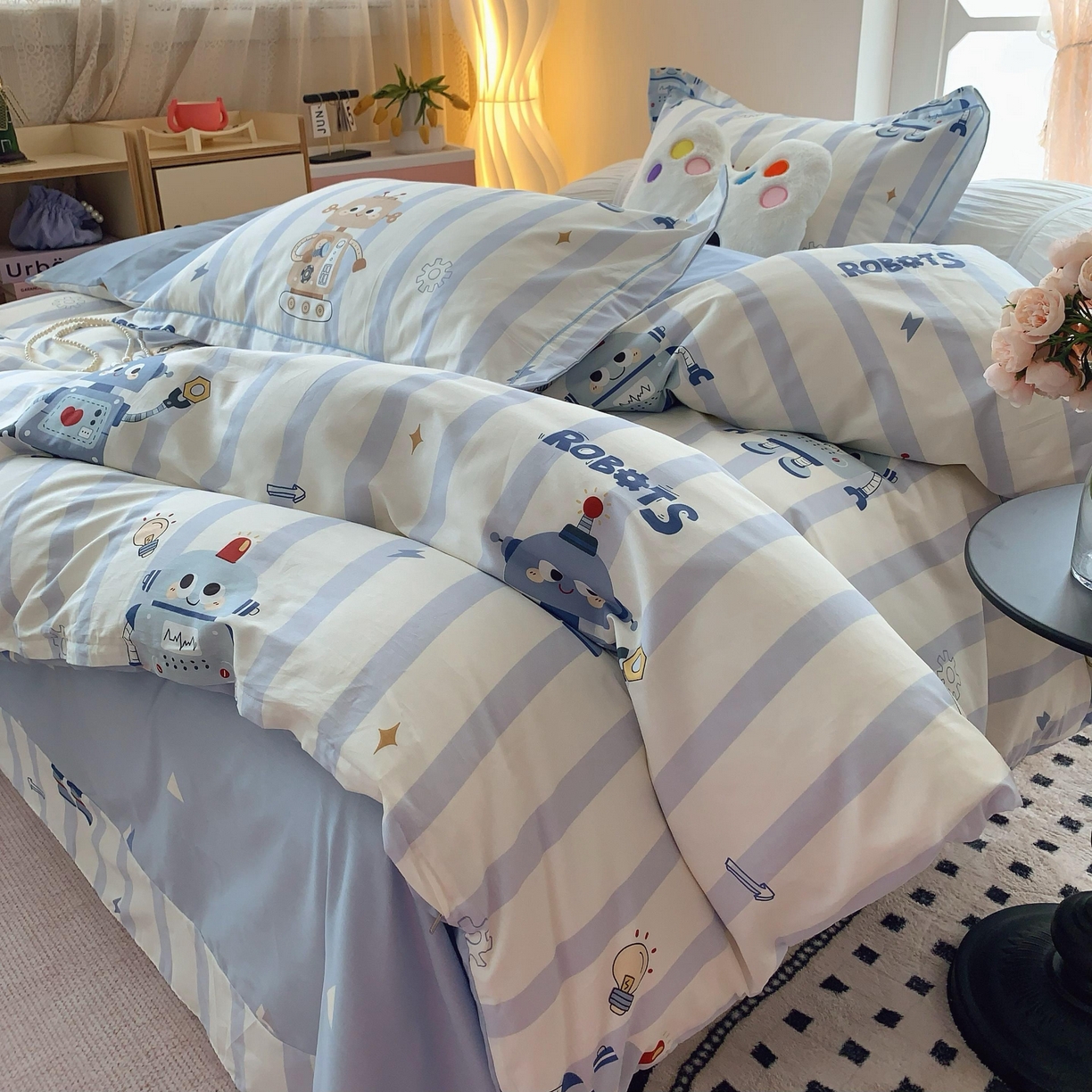 91家纺网 家纺一手货源 找家纺 莱豫家纺 2025春夏新款亲肤舒适小清新印花全棉纯棉四件套-第二批 机器人