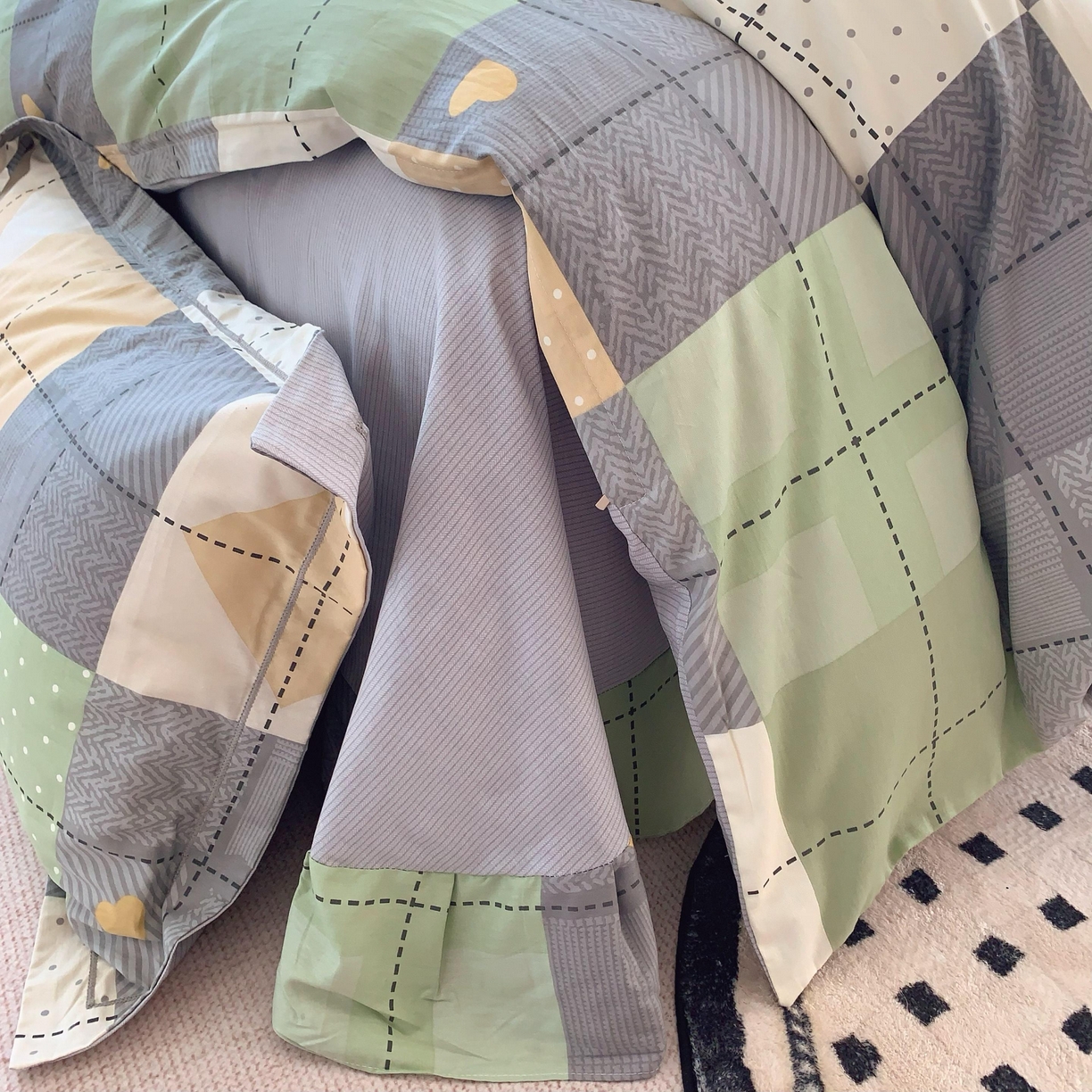 91家纺网 家纺一手货源 找家纺 莱豫家纺 2025春夏新款亲肤舒适小清新印花全棉纯棉四件套-第二批 积木电台 绿