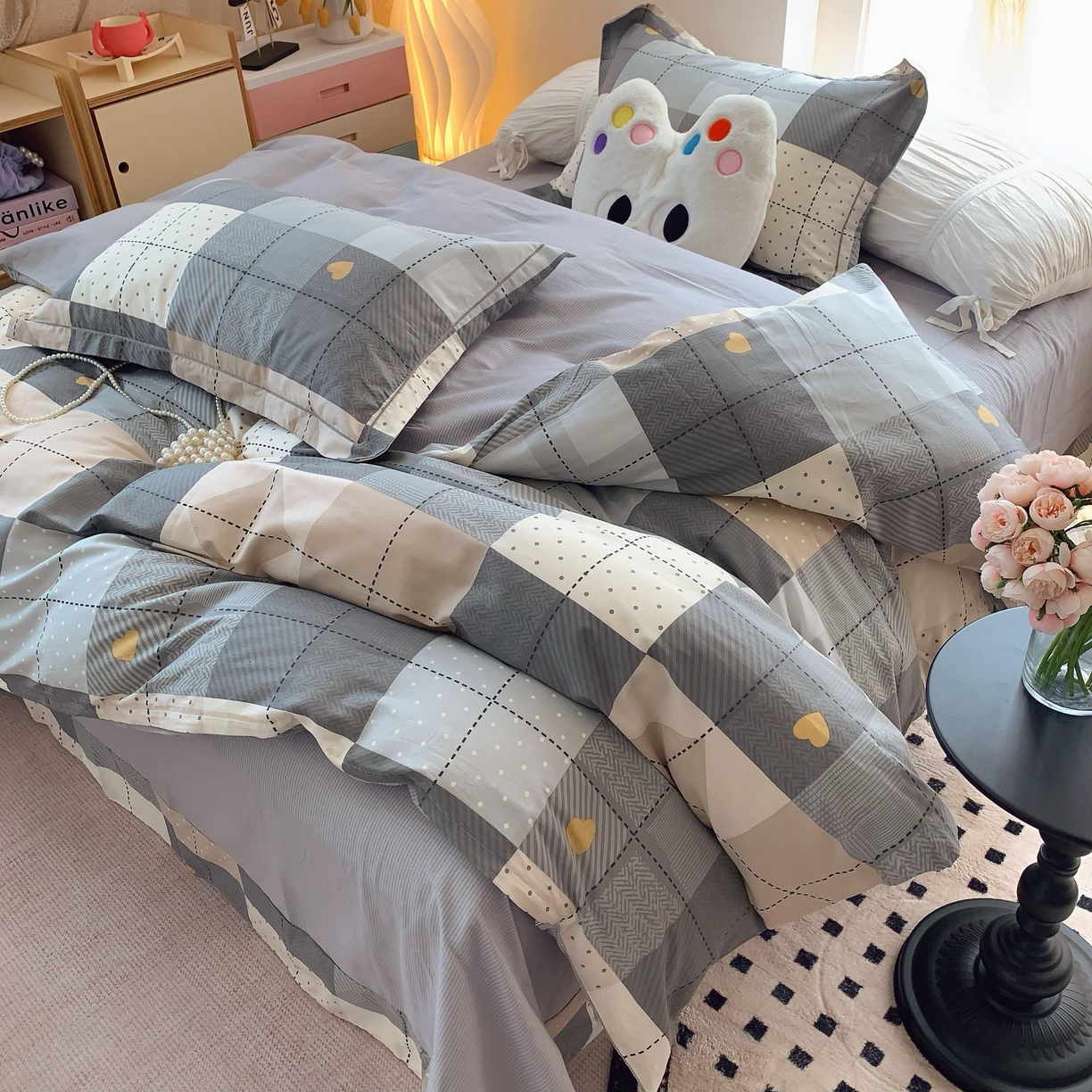 91家纺网 家纺一手货源 找家纺 莱豫家纺 2025春夏新款亲肤舒适小清新印花全棉纯棉四件套-第二批 积木电台灰