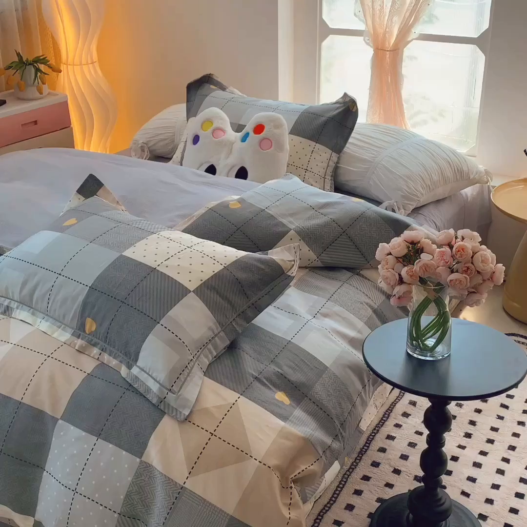 91家纺网 家纺一手货源 找家纺 莱豫家纺 2025春夏新款亲肤舒适小清新印花全棉纯棉四件套-第二批 积木电台灰