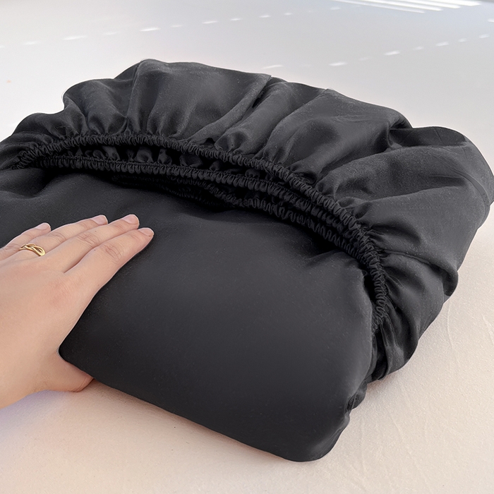 91家纺网 家纺一手货源 找家纺 赫然家纺 2026新款亲肤舒适活性印染纯色磨毛床笠系列-单床笠 纯黑色