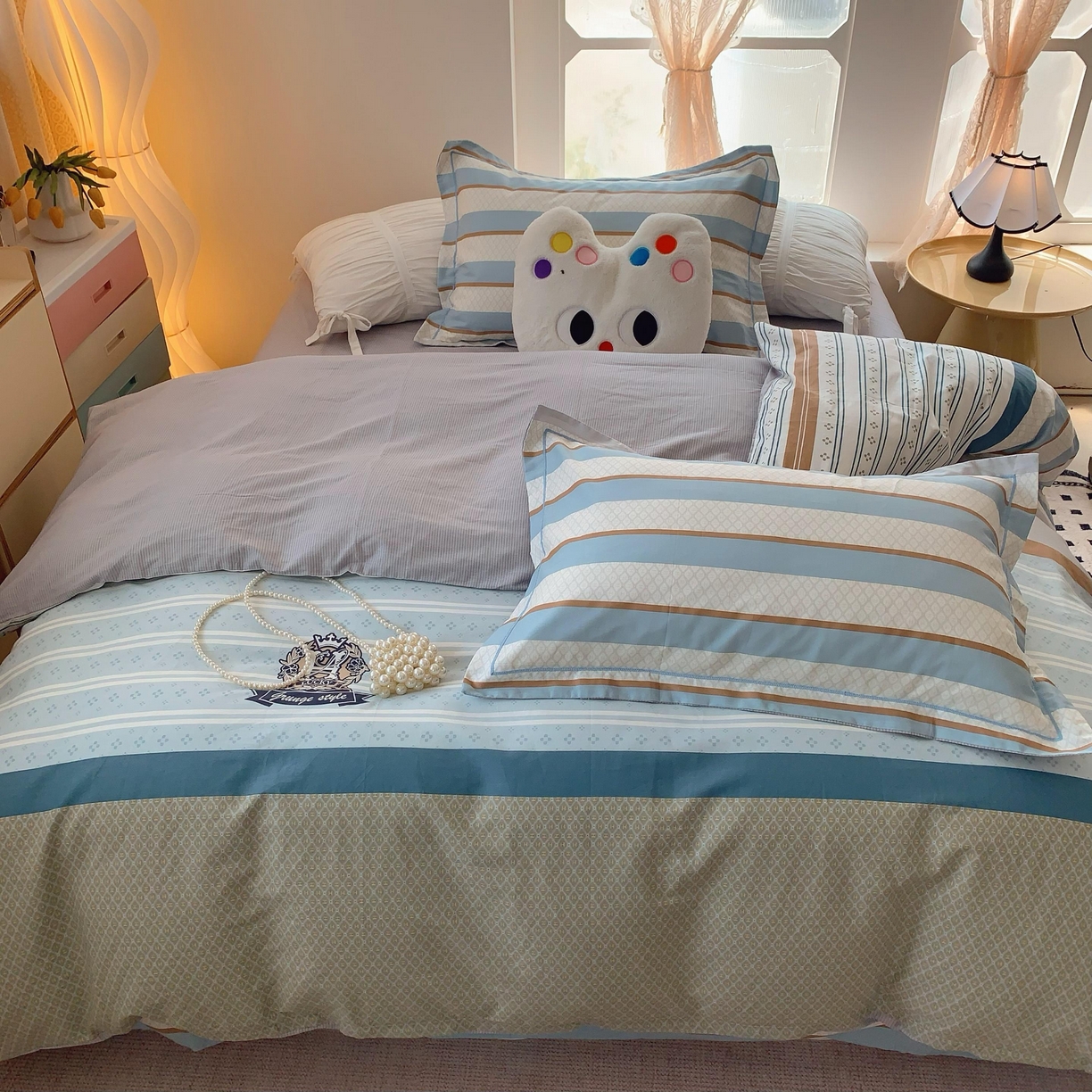 91家纺网 家纺一手货源 找家纺 莱豫家纺 2025春夏新款亲肤舒适小清新印花全棉纯棉四件套-第二批 莫比环