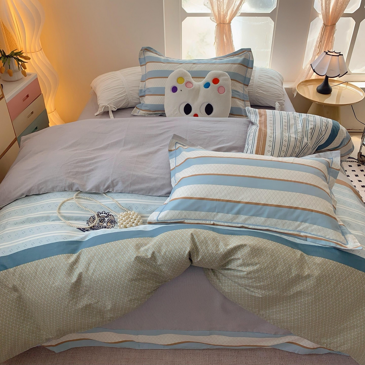 91家纺网 家纺一手货源 找家纺 莱豫家纺 2025春夏新款亲肤舒适小清新印花全棉纯棉四件套-第二批 莫比环