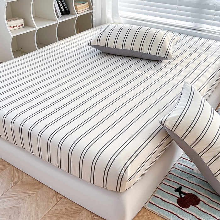 91家纺网 家纺一手货源 找家纺 赫然家纺 2026新款亲肤舒适活性印染水洗棉床笠系列床笠三件套（床笠+枕套） 黑白竖条