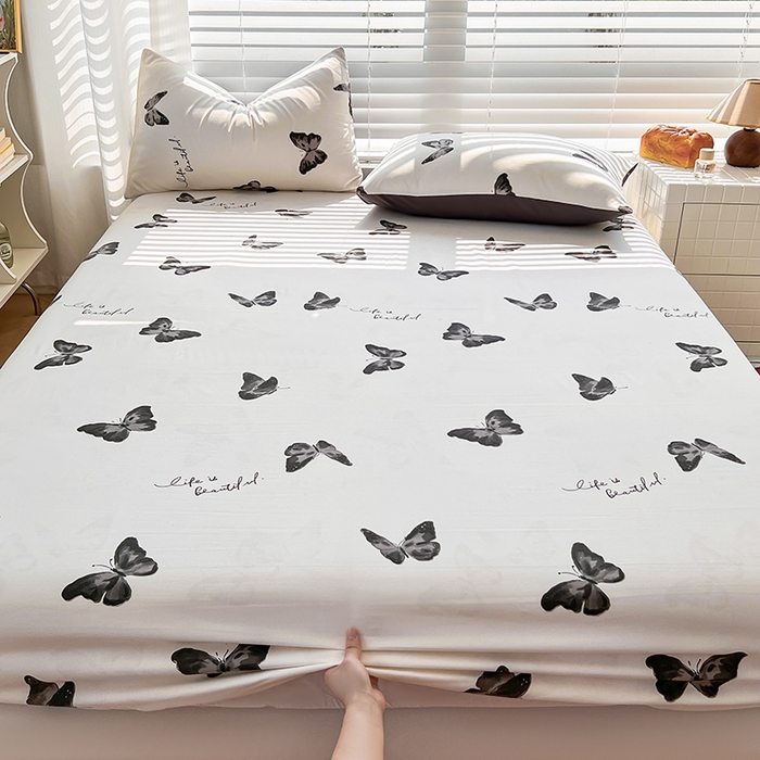 91家纺网 家纺一手货源 找家纺 赫然家纺 2026新款亲肤舒适活性印染水洗棉床笠系列床笠三件套（床笠+枕套） 蝶舞