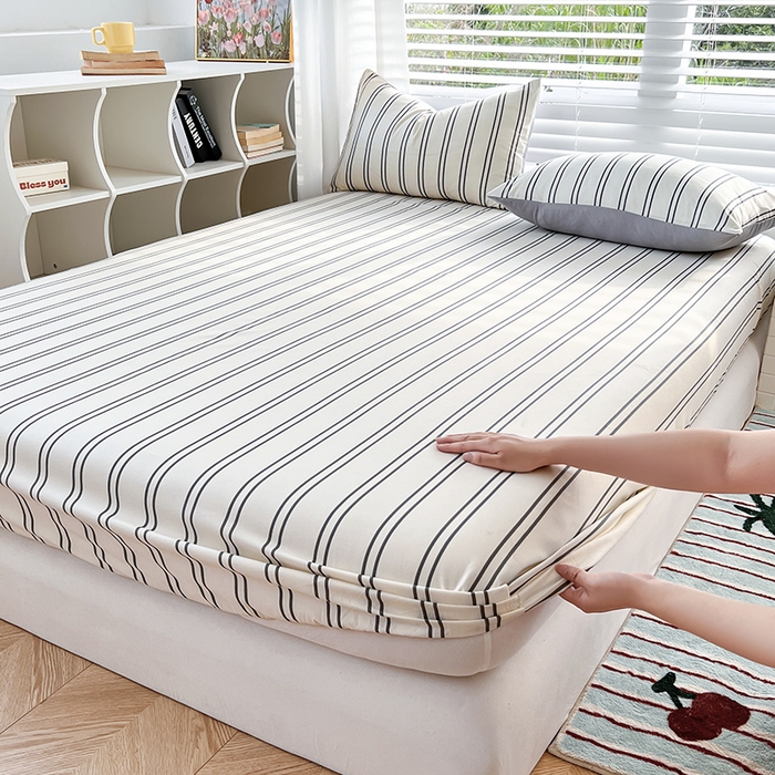 91家纺网 家纺一手货源 找家纺 赫然家纺 2026新款亲肤舒适活性印染水洗棉床笠系列床笠三件套（床笠+枕套） 黑白竖条