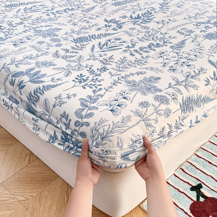 91家纺网 家纺一手货源 找家纺 赫然家纺 2026新款亲肤舒适活性印染水洗棉床笠系列床笠三件套（床笠+枕套） 兰花情