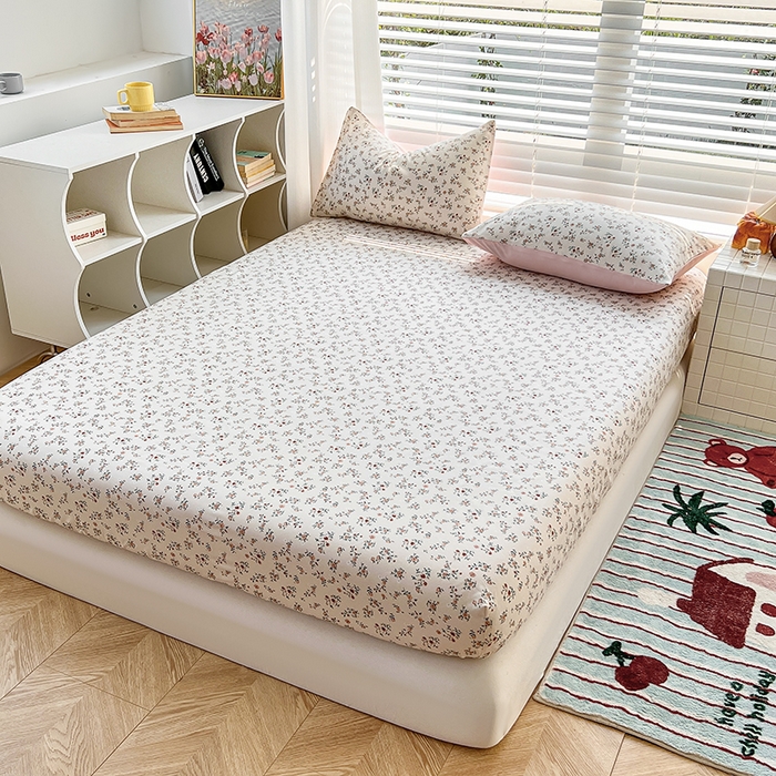 91家纺网 家纺一手货源 找家纺 赫然家纺 2026新款亲肤舒适活性印染水洗棉床笠系列床笠三件套（床笠+枕套） 秘密花园