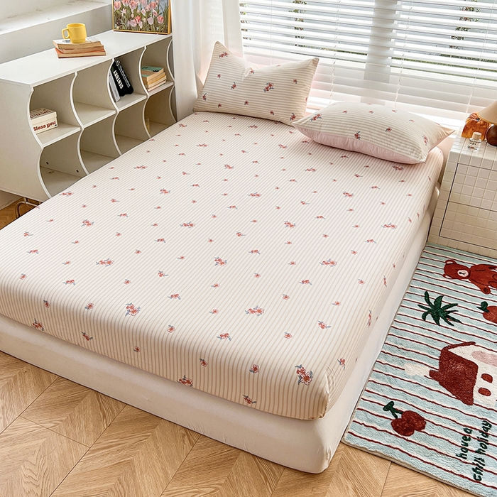 91家纺网 家纺一手货源 找家纺 赫然家纺 2026新款亲肤舒适活性印染水洗棉床笠系列床笠三件套（床笠+枕套） 樱花季