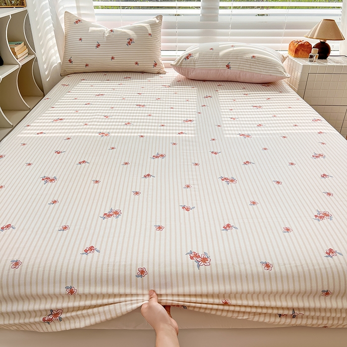 91家纺网 家纺一手货源 找家纺 赫然家纺 2026新款亲肤舒适活性印染水洗棉床笠系列床笠三件套（床笠+枕套） 樱花季