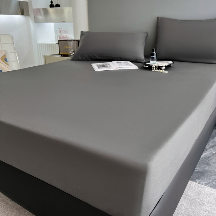 91家纺网 家纺一手货源 找家纺 赫然家纺 2026新款亲肤舒适活性印染纯色磨毛床笠系列床笠三件套（床笠+枕套） 深灰