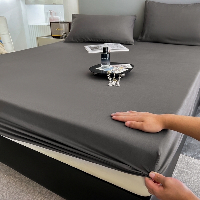 91家纺网 家纺一手货源 找家纺 赫然家纺 2026新款亲肤舒适活性印染纯色磨毛床笠系列床笠三件套（床笠+枕套） 深灰