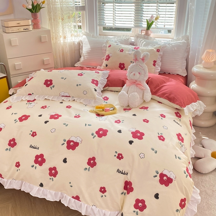 91家纺网 家纺一手货源 找家纺 玉元坊 2025春夏新款公主风全棉纯棉花边被套床单四件套 红花兔