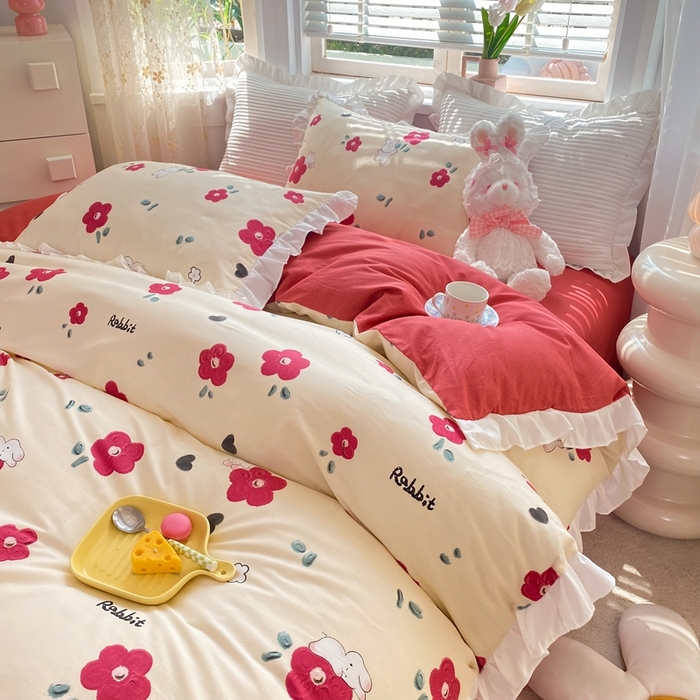 91家纺网 家纺一手货源 找家纺 玉元坊 2025春夏新款公主风全棉纯棉花边被套床单四件套 红花兔