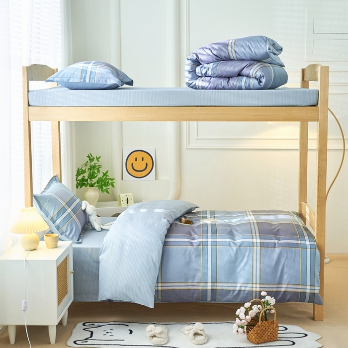 91家纺网 家纺一手货源 找家纺 （总）珂博家纺 2025新款12868全棉纯棉小清新印花学生宿舍上下铺三件套