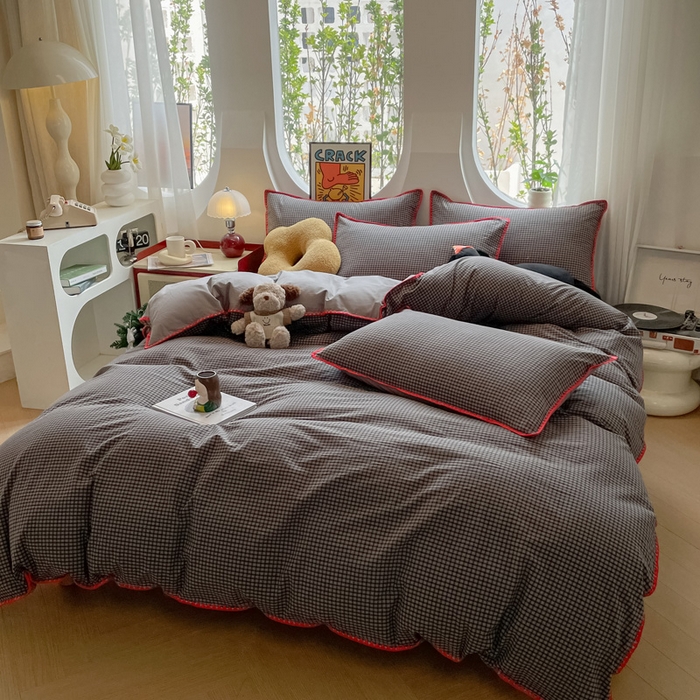 91家纺网 家纺一手货源 找家纺 雅居纺2025新款贝壳边色织水洗棉四件套 灰小格