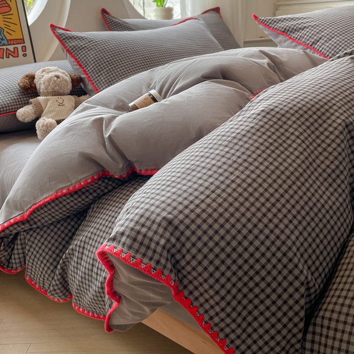 91家纺网 家纺一手货源 找家纺 雅居纺2025新款贝壳边色织水洗棉四件套 灰小格