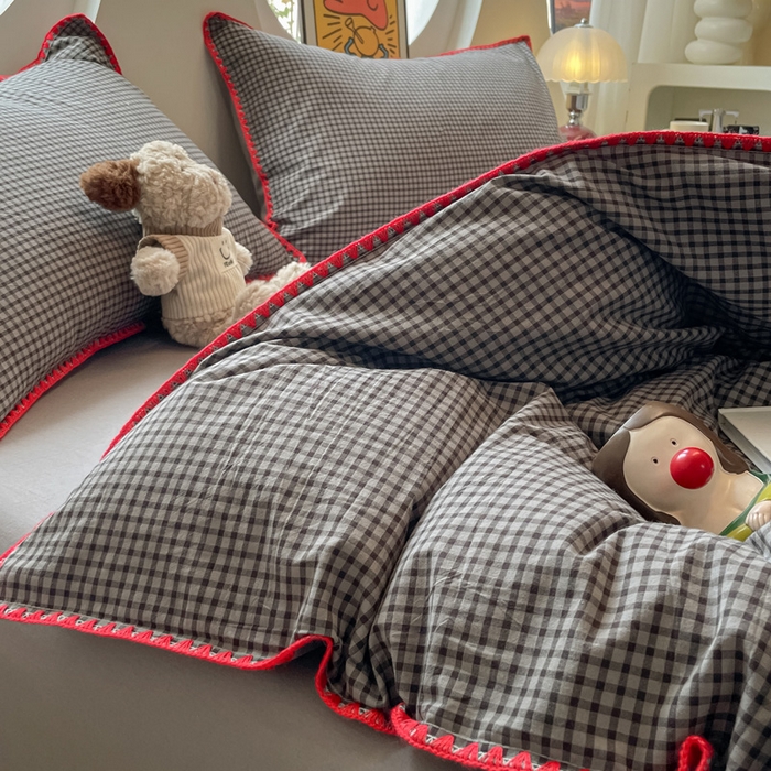 91家纺网 家纺一手货源 找家纺 雅居纺2025新款贝壳边色织水洗棉四件套 灰小格