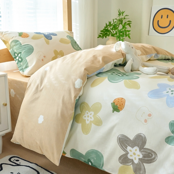 91家纺网 家纺一手货源 找家纺 珂博家纺 2025新款12868全棉纯棉小清新印花学生宿舍上下铺三件套 春暖花开