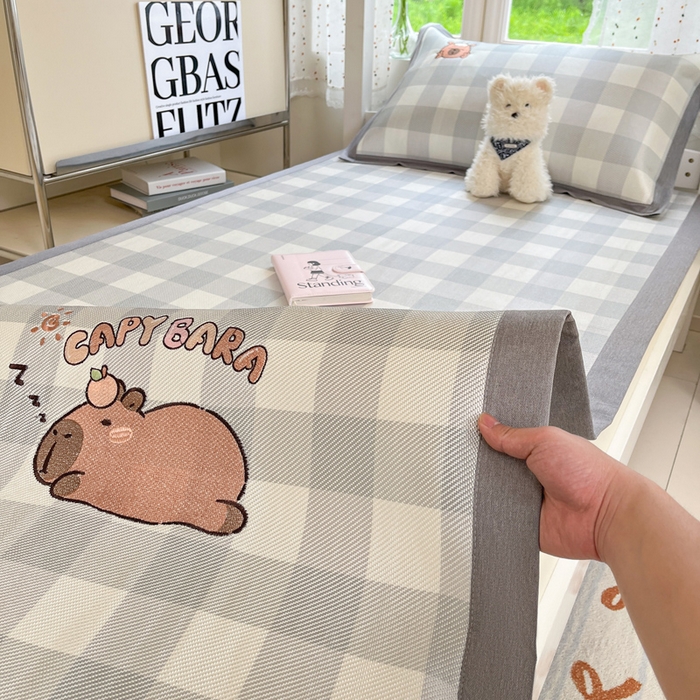 91家纺网 家纺一手货源 找家纺 （总）雅居纺2025新款A类加厚三明治底绣花冰藤席 