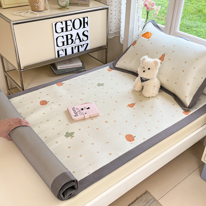 91家纺网 家纺一手货源 找家纺 雅居纺2025新款A类加厚三明治底绣花冰藤席  万事不南