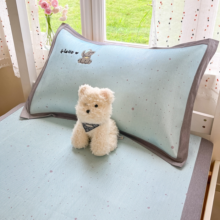 91家纺网 家纺一手货源 找家纺 雅居纺2025新款A类加厚三明治底绣花冰藤席  小象家族