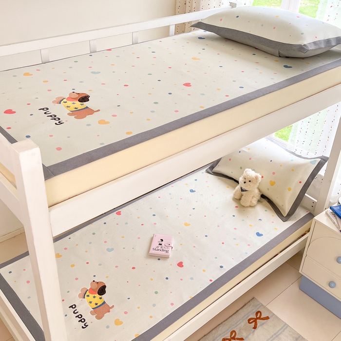 91家纺网 家纺一手货源 找家纺 雅居纺2025新款A类加厚三明治底绣花冰藤席  星星腊肠狗