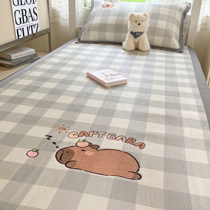 91家纺网 家纺一手货源 找家纺 雅居纺2025新款A类加厚三明治底绣花冰藤席  幸运巴拉