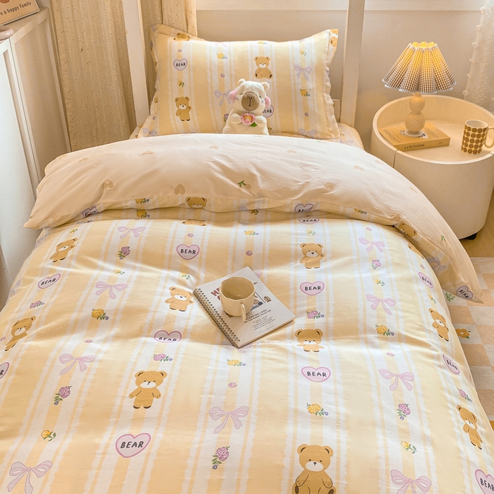 91家纺网 家纺一手货源 找家纺 朵安2025新款全棉印花学生三件套 奶油小熊