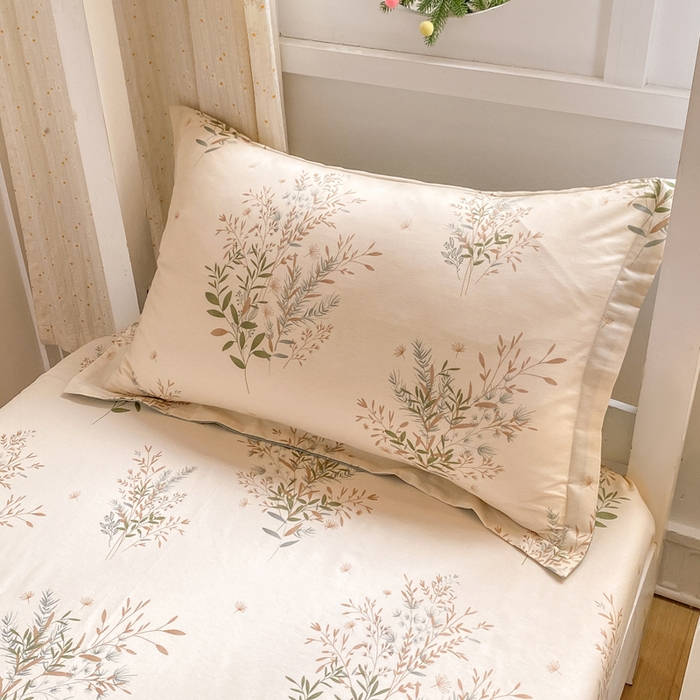 91家纺网 家纺一手货源 找家纺 朵安2025新款全棉印花学生三件套 柔情仙草