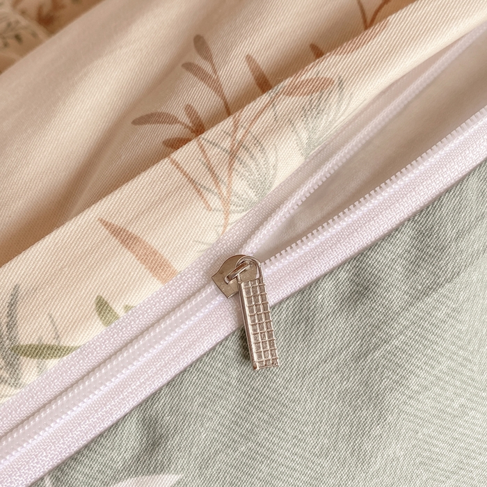 91家纺网 家纺一手货源 找家纺 朵安2025新款全棉印花学生三件套 柔情仙草