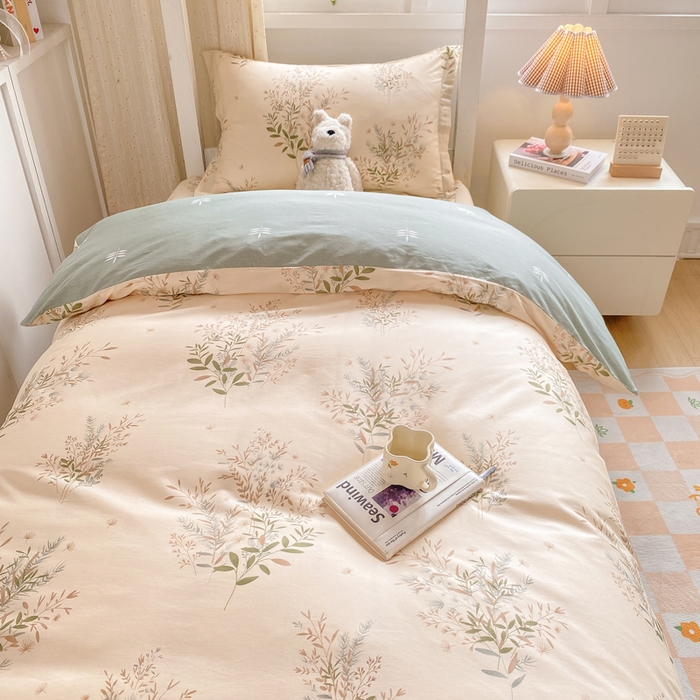 91家纺网 家纺一手货源 找家纺 朵安2025新款全棉印花学生三件套 柔情仙草